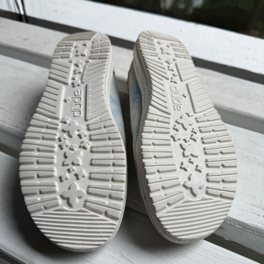 Hey Dude - Wendy Tie-Dye - Dawn Blue Slip On Shoes Size 7 NWOB - Picture 3 of 9